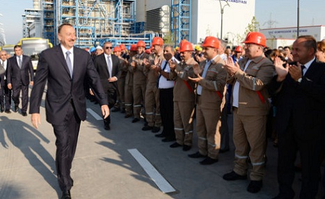 İlham Əliyev yeni stansiyanın açılışında - FOTOLAR